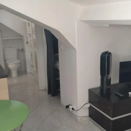 Tres Aux Calme! Apartamento Nice